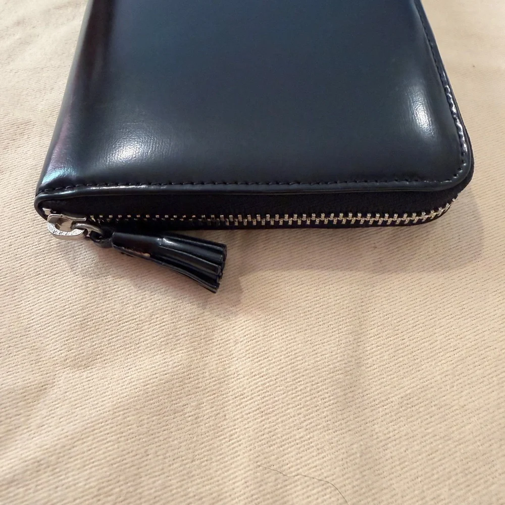 Anya Hindmarch London Black Leather Zip Around Wallet 7.5” Continental Designer